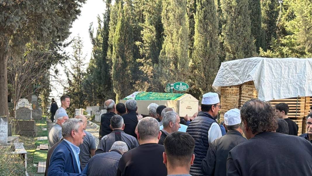 Manisa'daki katliam gibi kazada yaşamını yitirmişti: Konya'da gözyaşları içinde defnedildi 1